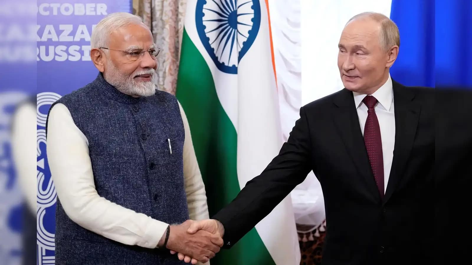 PM Modi Reaffirms India-Russia ‘Special Ties’ in Call With Putin, Shrugs Off Trump’s Oil Trade Warning